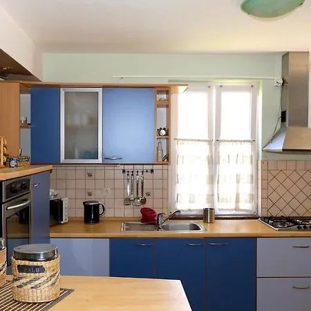 Tatil Evi House Kia Preko